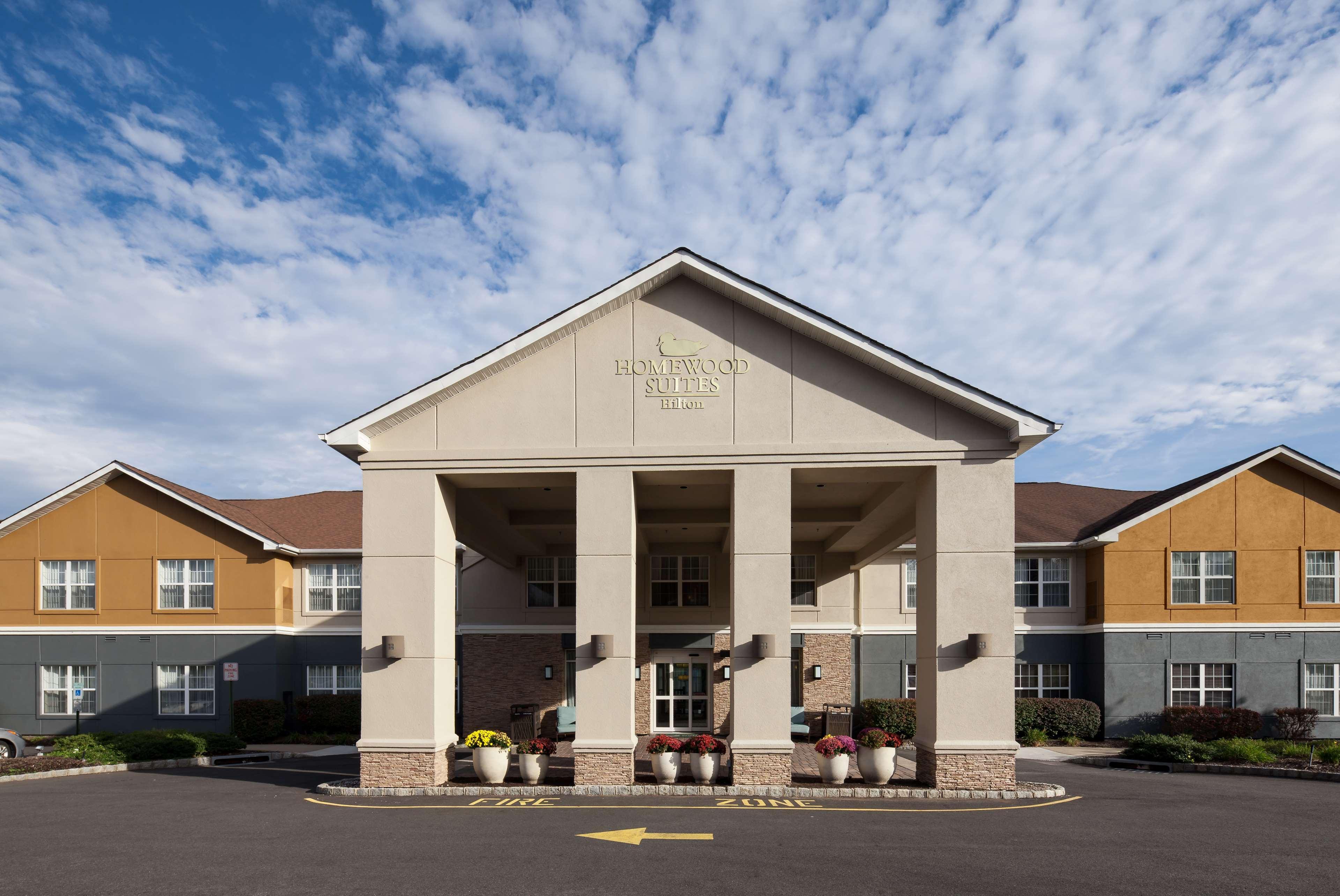 Homewood Suites By Hilton Маува Экстерьер фото