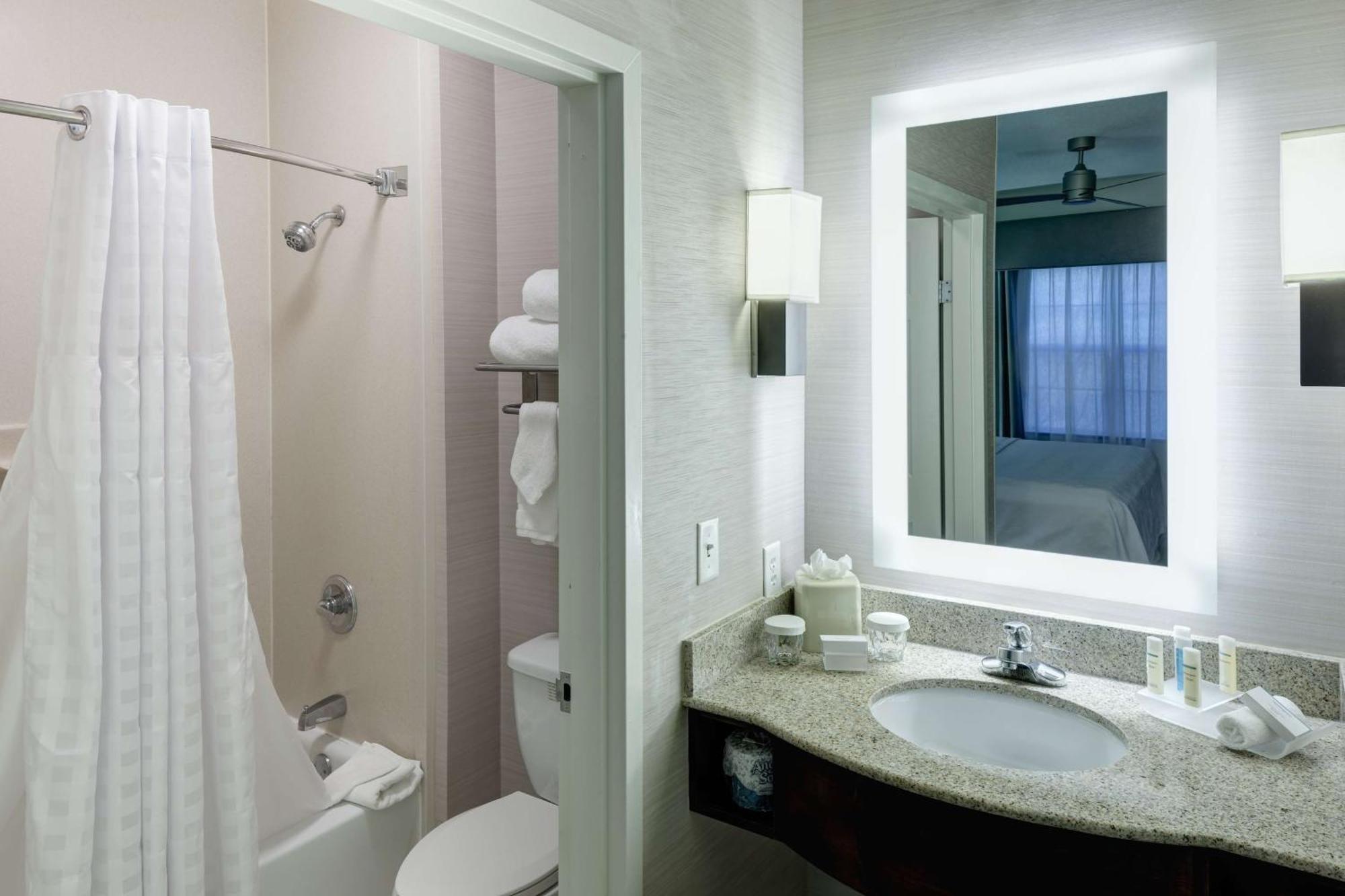 Homewood Suites By Hilton Маува Экстерьер фото