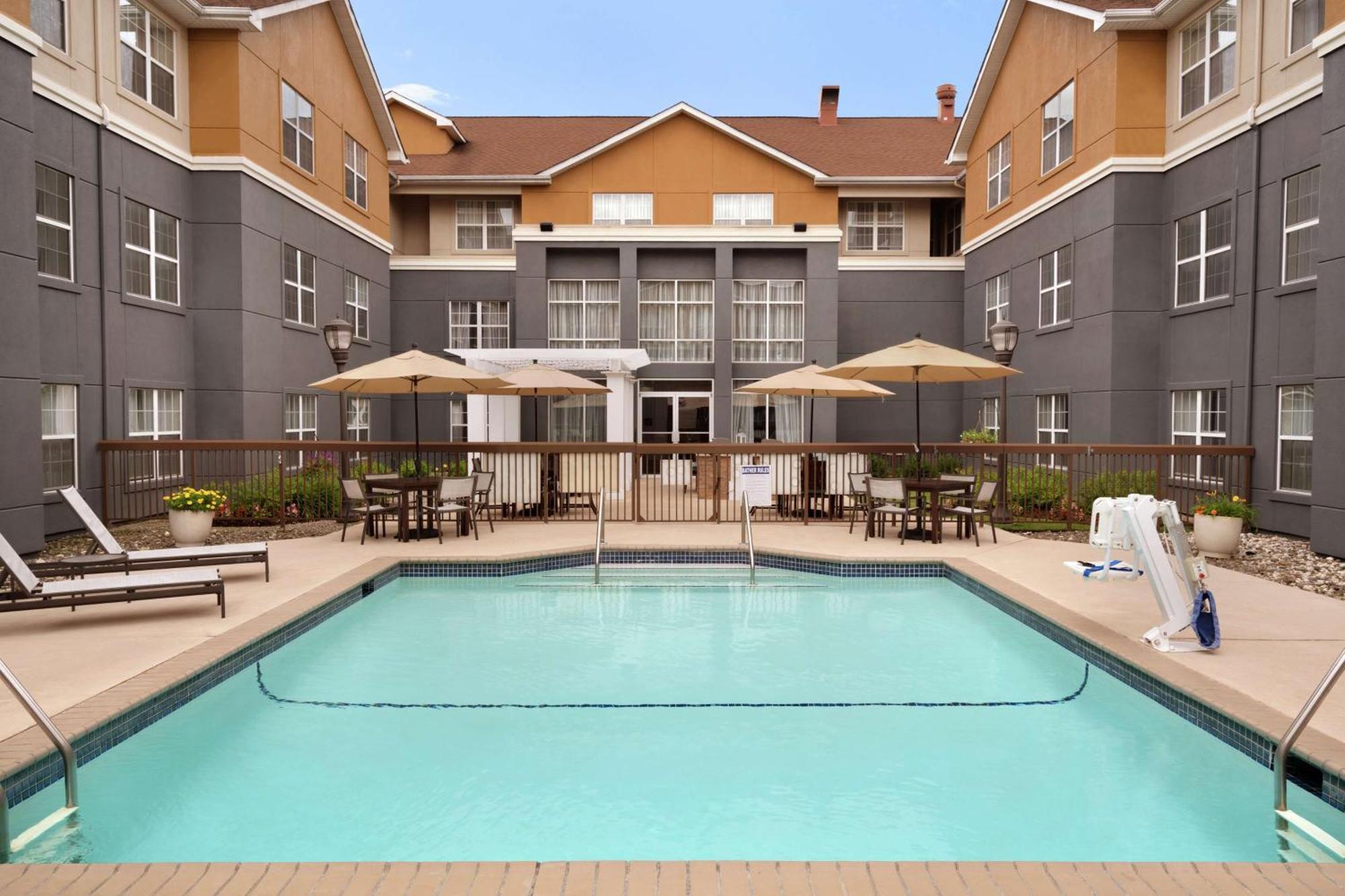 Homewood Suites By Hilton Маува Экстерьер фото