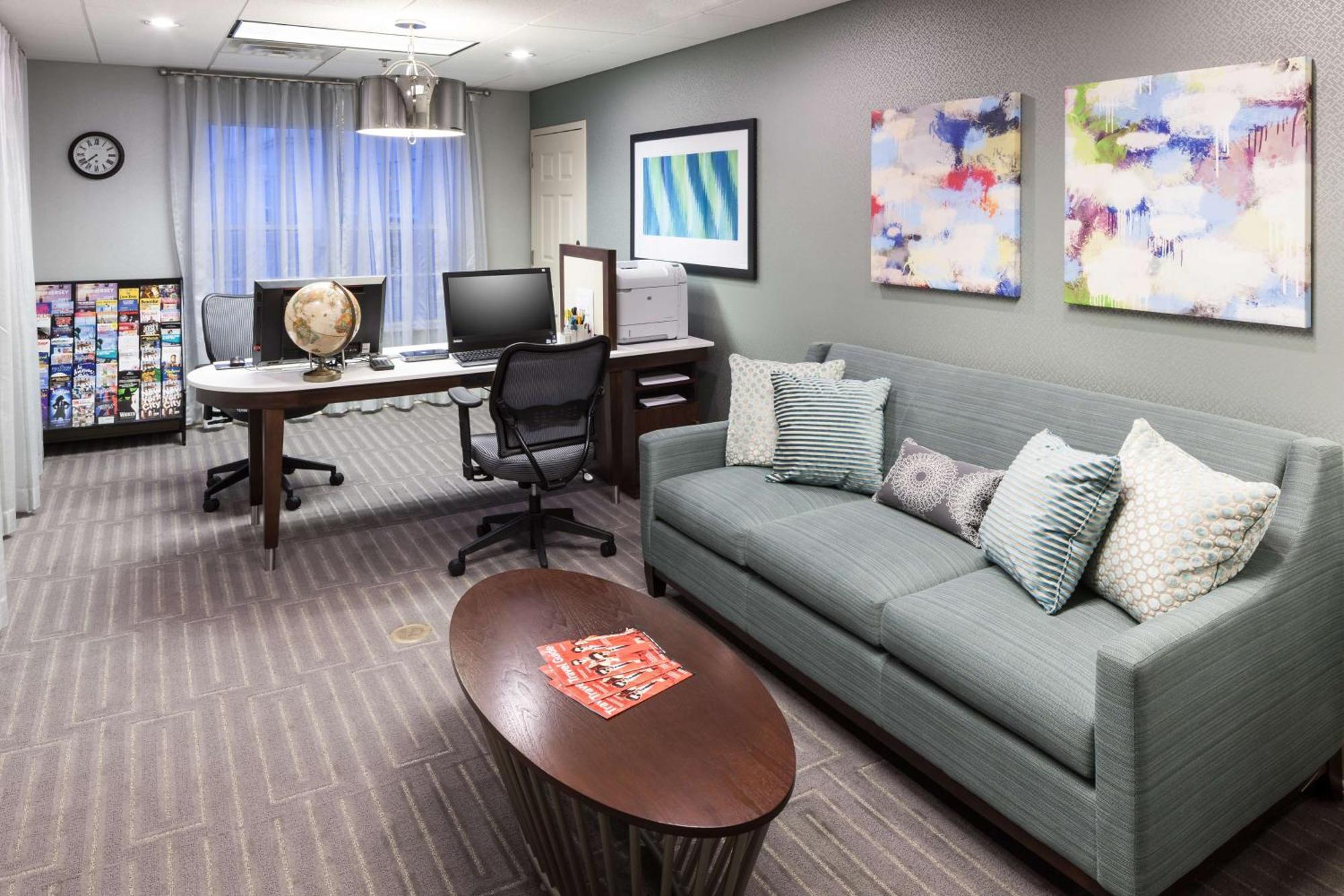 Homewood Suites By Hilton Маува Экстерьер фото