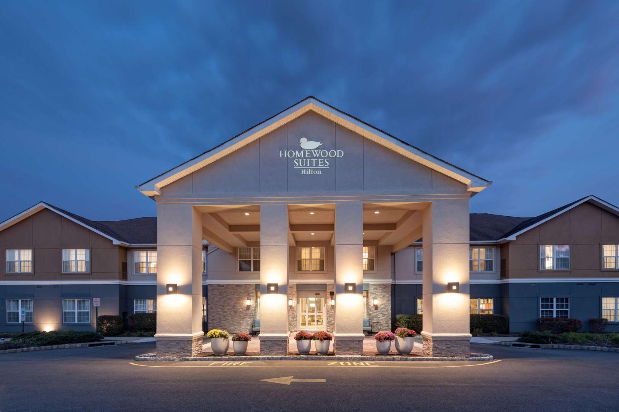 Homewood Suites By Hilton Маува Экстерьер фото