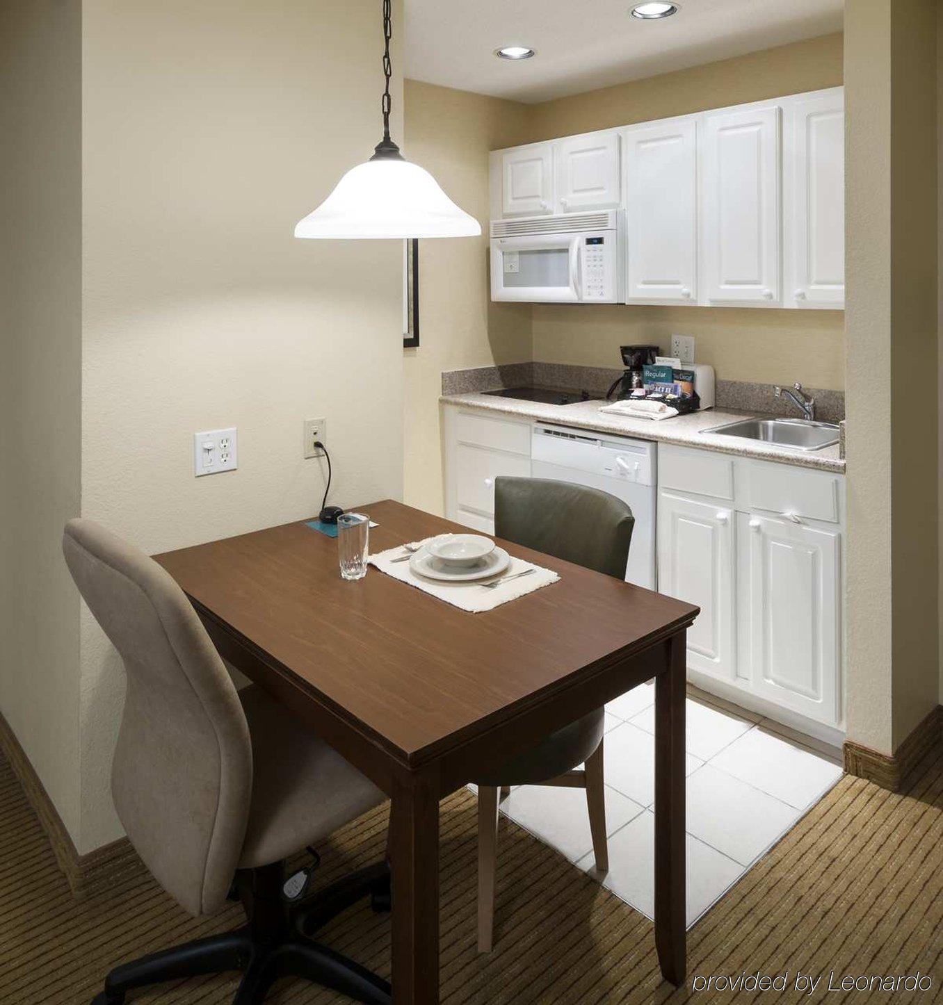 Homewood Suites By Hilton Маува Экстерьер фото